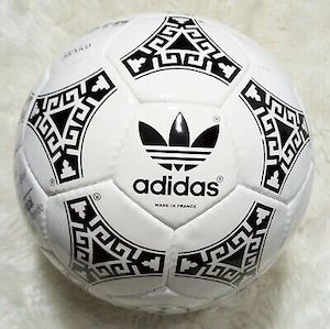 adidas azteca